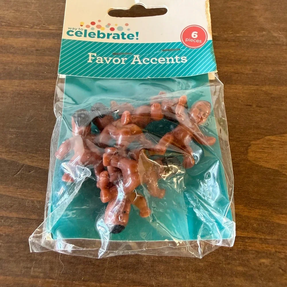 Way to Celebrate Brown Plastic Miniature Babies 6 Count Favor Accents 5073070002